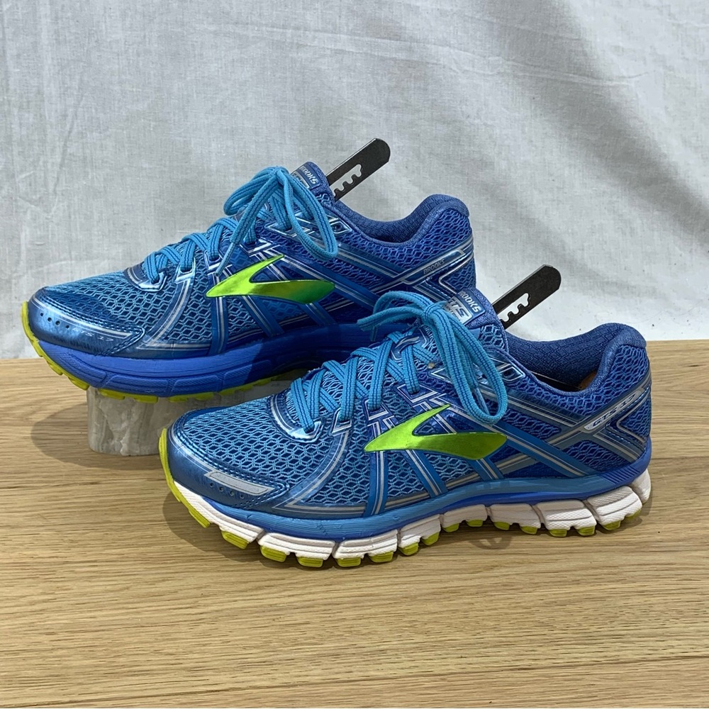 Brooks Adrenaline GTS 17 Women's Size 8 B Blue Running Shoes